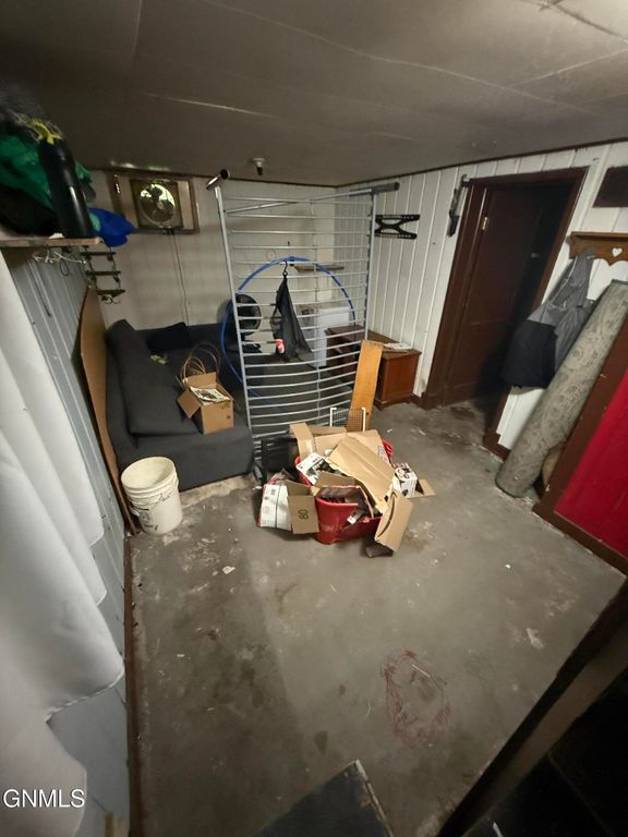 421 Main Street W, Beulah, ND 58523 photo 20