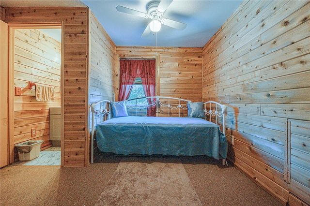 216 Steart St, Rockport, TX 78382