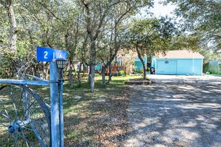 216 Steart St, Rockport, TX 78382