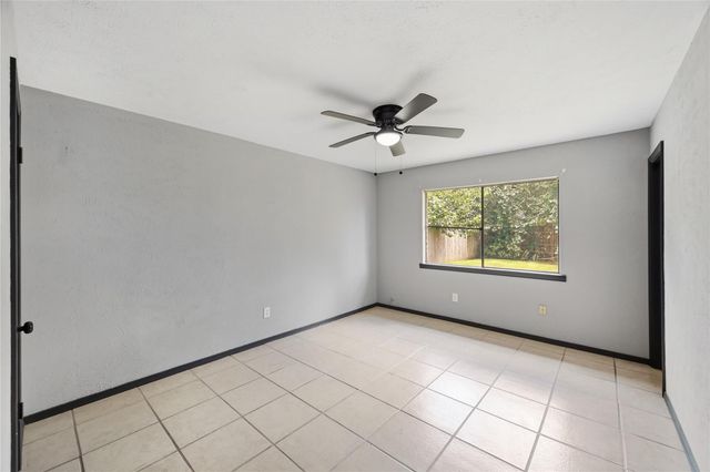 4819 Court Rd, Houston, TX 77053