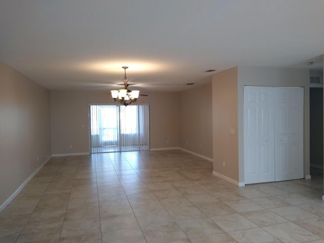 2082 SE Wild Meadow Circle, Port St. Lucie, Port St Lucie, FL 34952