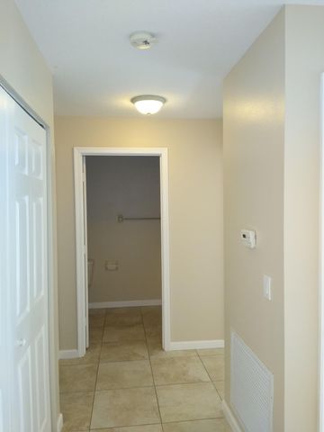 2082 SE Wild Meadow Circle, Port St. Lucie, Port St Lucie, FL 34952