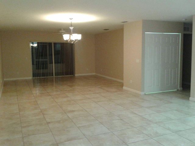2082 SE Wild Meadow Circle, Port St. Lucie, Port St Lucie, FL 34952