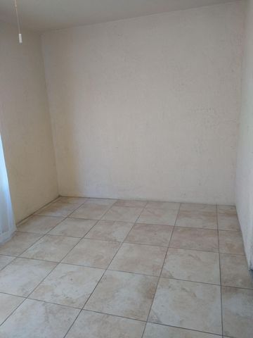 2082 SE Wild Meadow Circle, Port St. Lucie, Port St Lucie, FL 34952