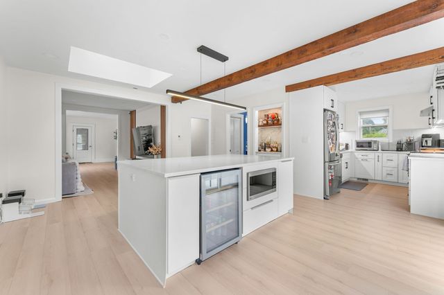 225 Page St, Avon, MA 02322