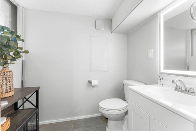 225 Page St, Avon, MA 02322