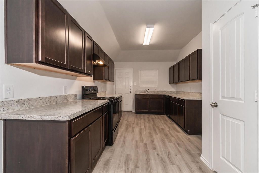 17466 Linthorne Street, Humble, TX 77346