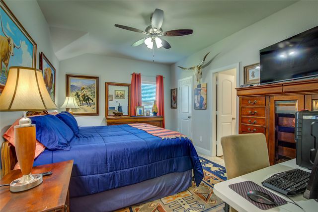 6405 Graceland Drive, Greenville, TX 75402