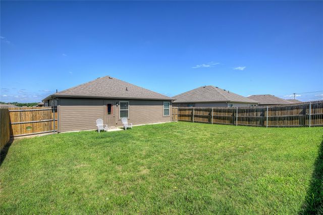 6405 Graceland Drive, Greenville, TX 75402