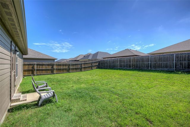 6405 Graceland Drive, Greenville, TX 75402