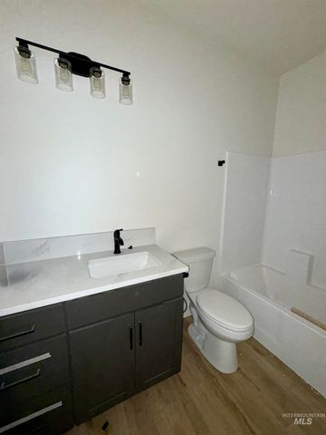 1317 E 18th Ave., Jerome, ID 83338