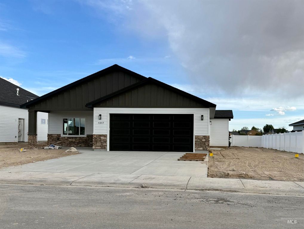 1317 E 18th Ave., Jerome, ID 83338