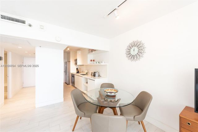 100 Lincoln Road 619, Miami Beach, FL 33139
