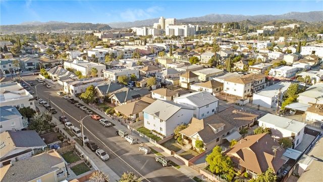 2437 2439 Malabar Street, Los Angeles, CA 90033