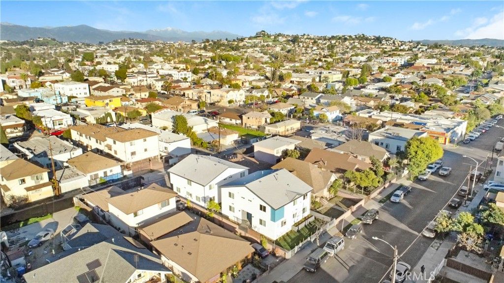 2437 2439 Malabar Street, Los Angeles, CA 90033