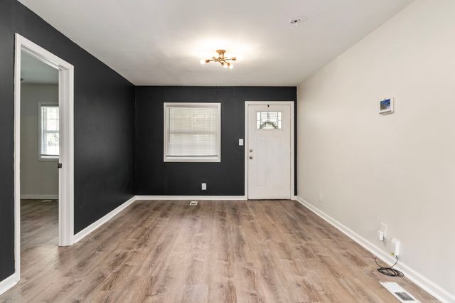 310 Beech St, Clarksville, TN 37042