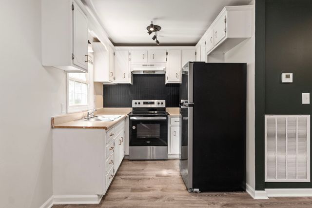 310 Beech St, Clarksville, TN 37042