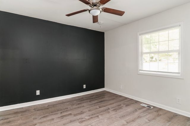 310 Beech St, Clarksville, TN 37042