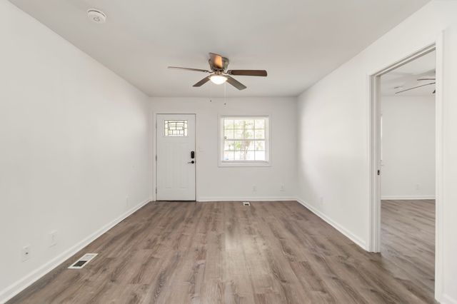 310 Beech St, Clarksville, TN 37042