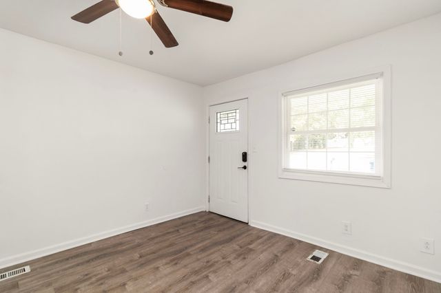 310 Beech St, Clarksville, TN 37042