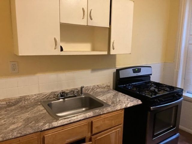 7 Winthrop Street 1, Boston, MA 02119