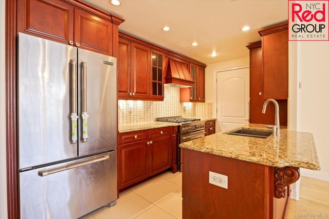63-36 99th Street 5B, Rego Park, NY 11374
