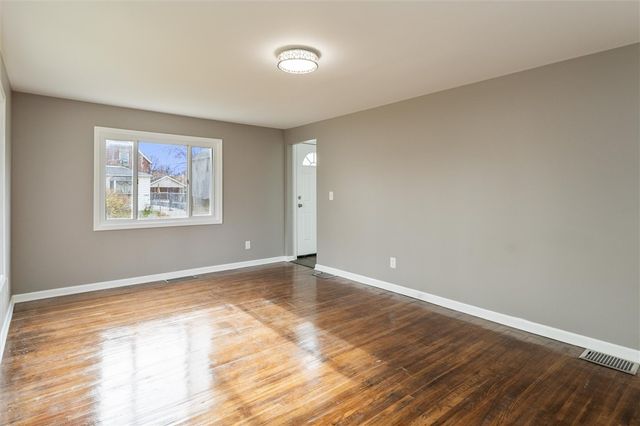 7 Maltby Street, Rochester, NY 14606