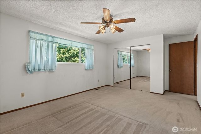 13021 SE 206th Place, Kent, WA 98031