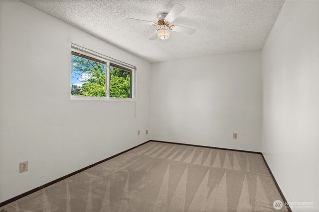13021 SE 206th Place, Kent, WA 98031