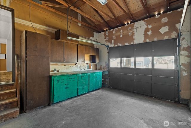 13021 SE 206th Place, Kent, WA 98031