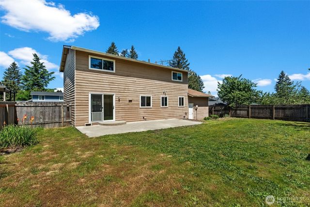 13021 SE 206th Place, Kent, WA 98031