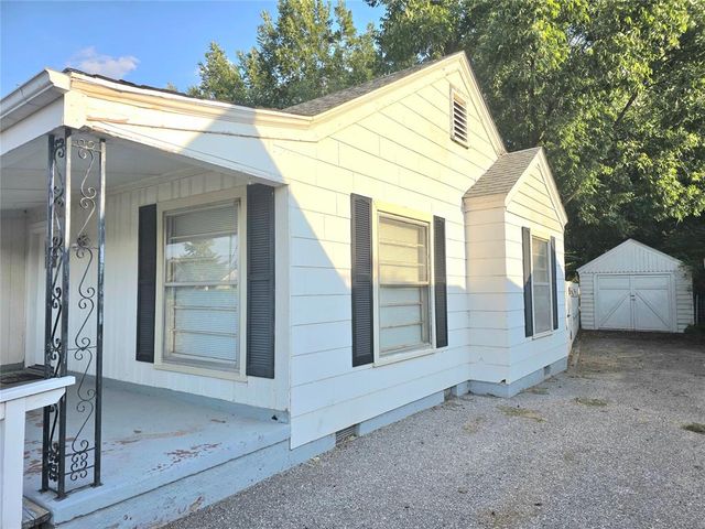 808 E Elm Street, Altus, OK 73521