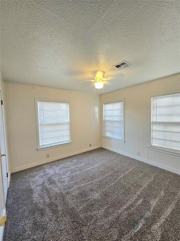 808 E Elm Street, Altus, OK 73521