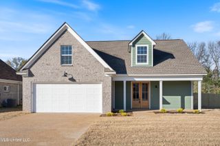 1297 Grove Park Office Drive, Hernando, MS 38632