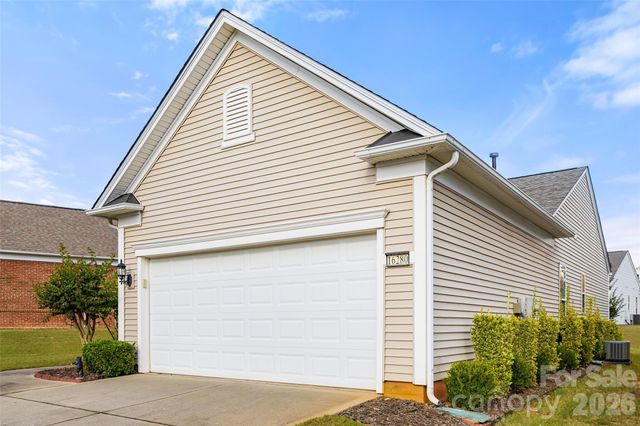 16280 Raven Crest Drive, Fort Mill, SC 29707