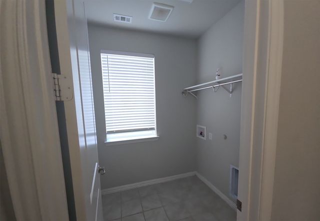 913 E Market Street, Northlake, TX 76247