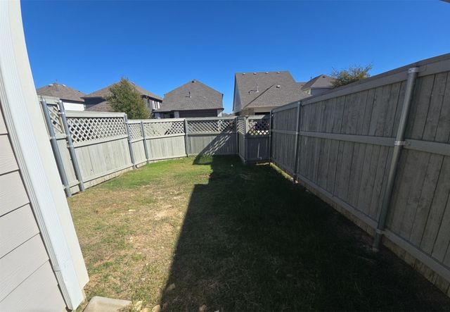 913 E Market Street, Northlake, TX 76247