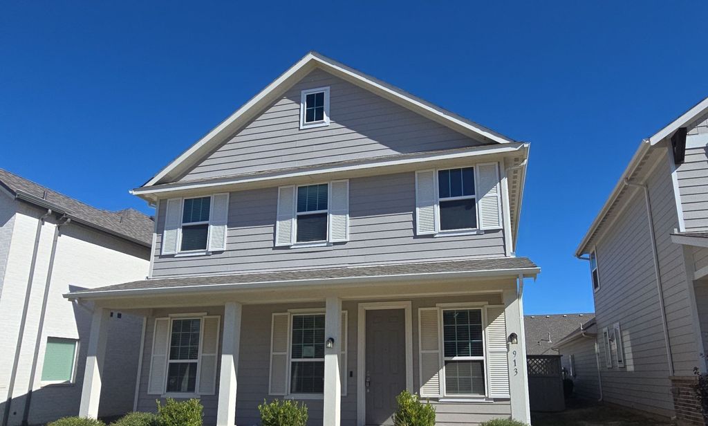 913 E Market Street, Northlake, TX 76247