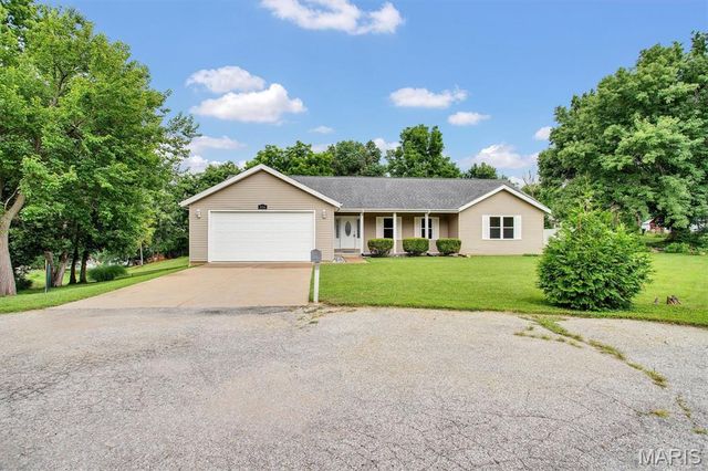 416 Richarz Drive, Fenton, MO 63026