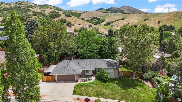 920 N LITTLE VALLEY RD, Salt Lake City, UT 84103