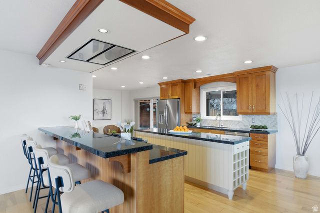 920 N LITTLE VALLEY RD, Salt Lake City, UT 84103