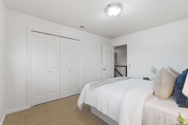 920 N LITTLE VALLEY RD, Salt Lake City, UT 84103