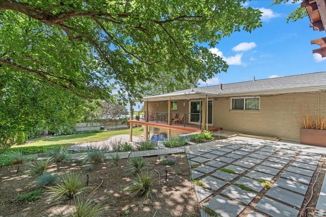 920 N LITTLE VALLEY RD, Salt Lake City, UT 84103