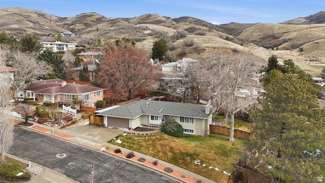 920 N LITTLE VALLEY RD, Salt Lake City, UT 84103