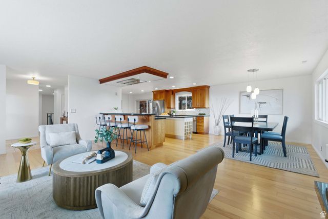 920 N LITTLE VALLEY RD, Salt Lake City, UT 84103