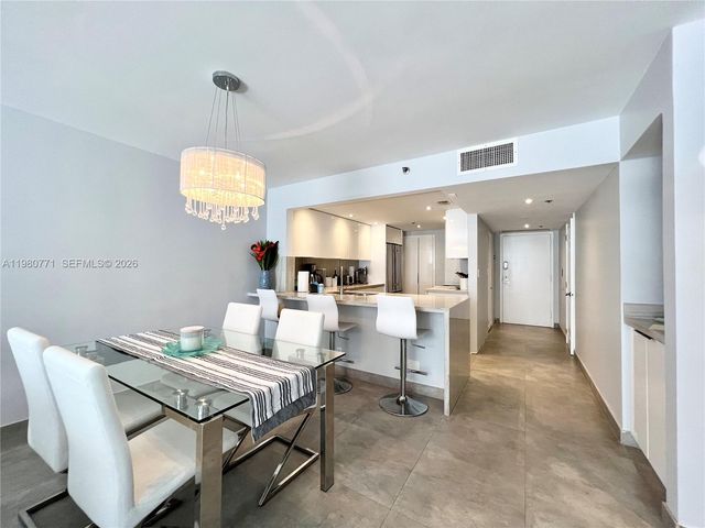 1717 N Bayshore Dr A-2044, Miami, FL 33132