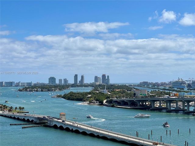 1717 N Bayshore Dr A-2044, Miami, FL 33132