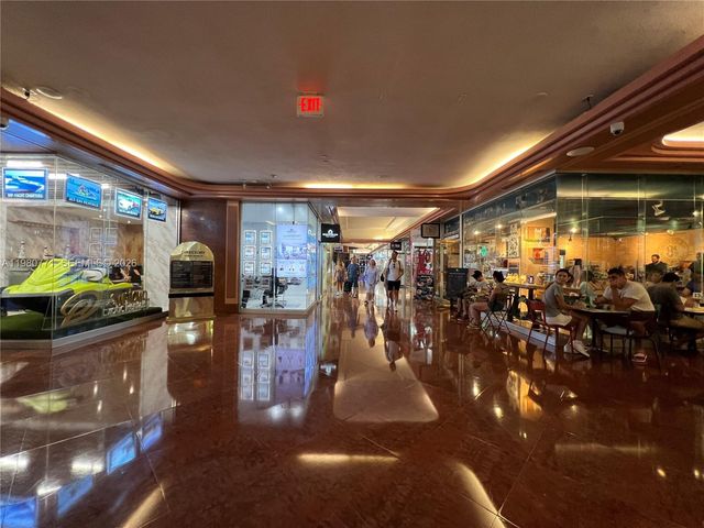 1717 N Bayshore Dr A-2044, Miami, FL 33132