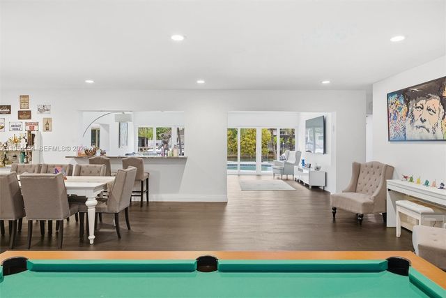 1895 NE 118th Rd, North Miami, FL 33181