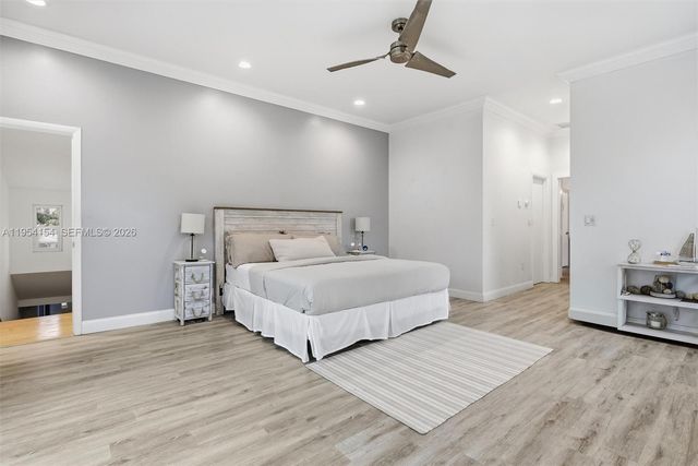 1895 NE 118th Rd, North Miami, FL 33181